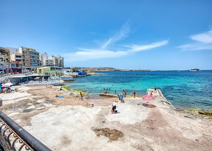 Апартаменты The Apateu Сент-Полс-Бей